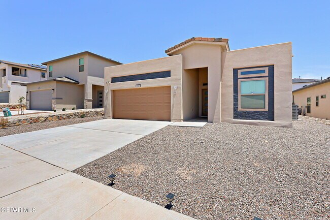 Building Photo - 532 Oakmont