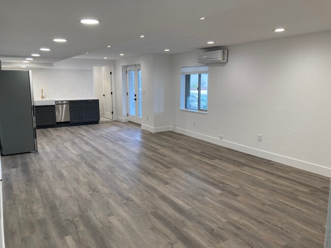Huge main living/dining area - 404 N 1060 W