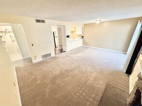 Building Photo - 14076 E Stanford Cir