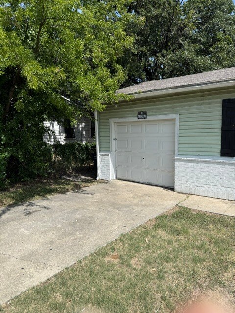 Foto del edificio - 3837 Childress St