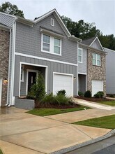 Building Photo - 87 Ingleton Dr