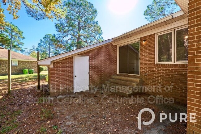 Building Photo - 2900 Scotsman Rd