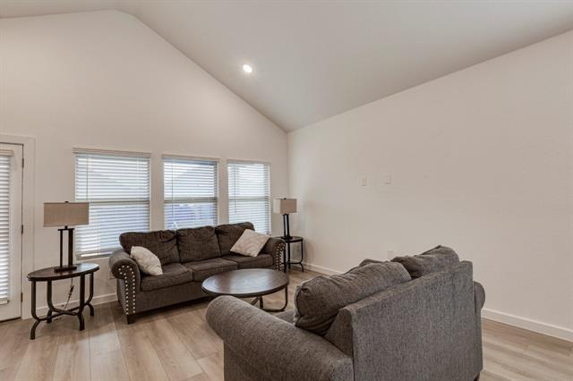 Foto del edificio - 1233 Eagle Mountain Dr