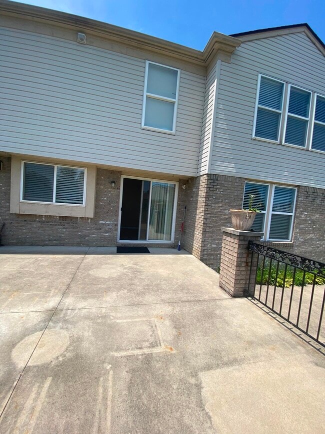 Foto del edificio - 4677 Clover Rd