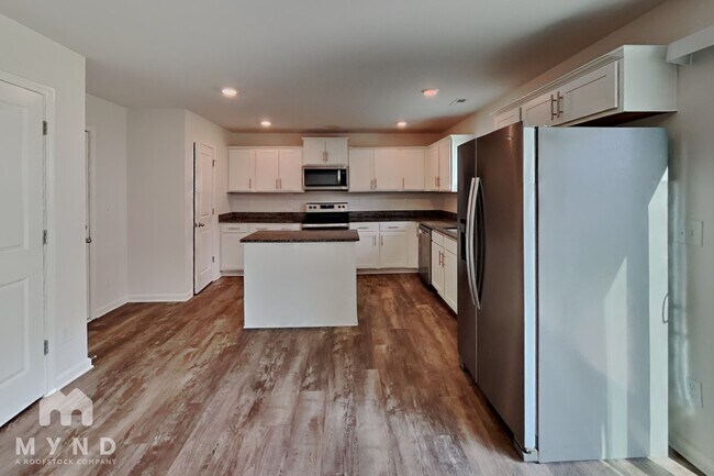 Foto del edificio - 1037 Jaxson Terry LN