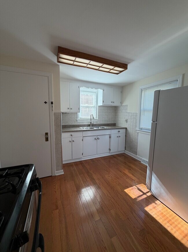 Foto del edificio - 4148 N Mobile Ave