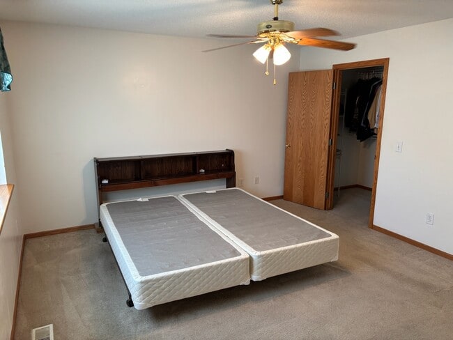 Master Bed - 495 S 51st St