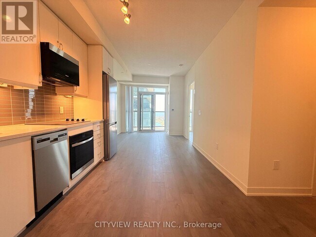 Photo du bâtiment - 38 Annie Craig Dr