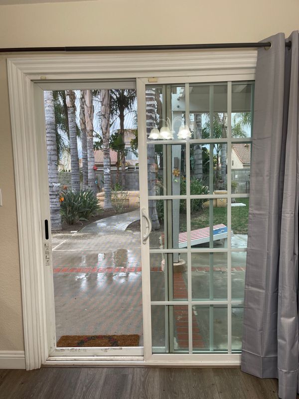 Foto del edificio - 717 Periwinkle Ln