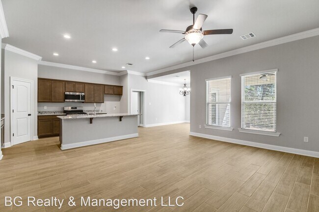 Building Photo - 3 br, 2 bath House - 410 Sparrowhawk Street