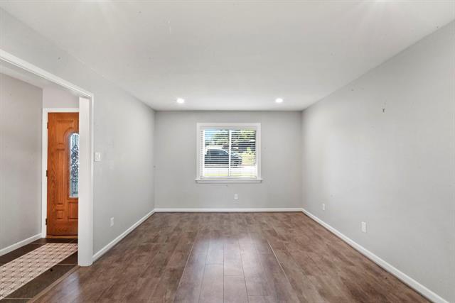 Building Photo - 605 Southland Dr
