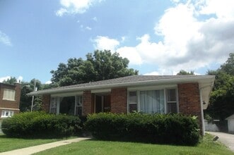 Building Photo - 615 S Lincoln St