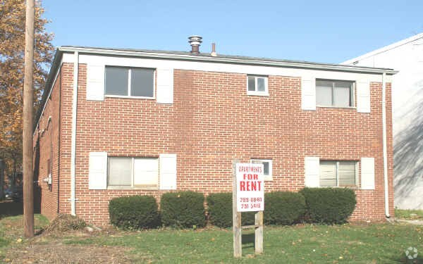 Foto del edificio - 64 W 9th Ave