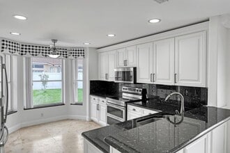 Building Photo - 5877 Las Colinas Cir