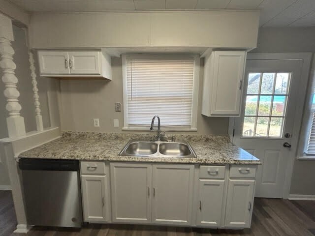 Foto del edificio - 857 Glen Oak Dr