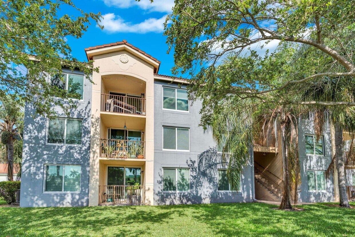 214 Villa Cir Unit 214, Boynton Beach, FL 33435 Condo for Rent in