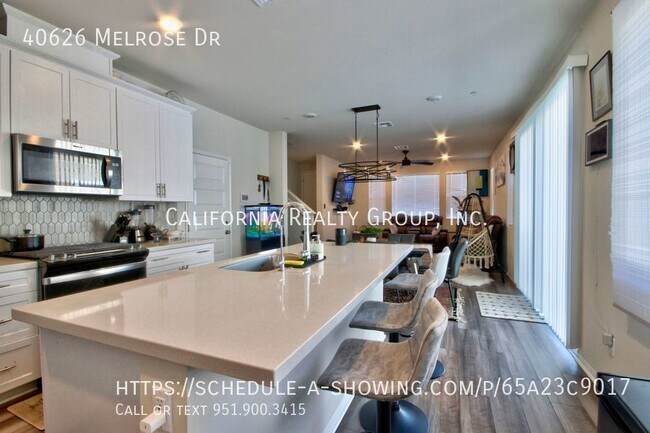 Foto del edificio - 40626 Melrose Dr