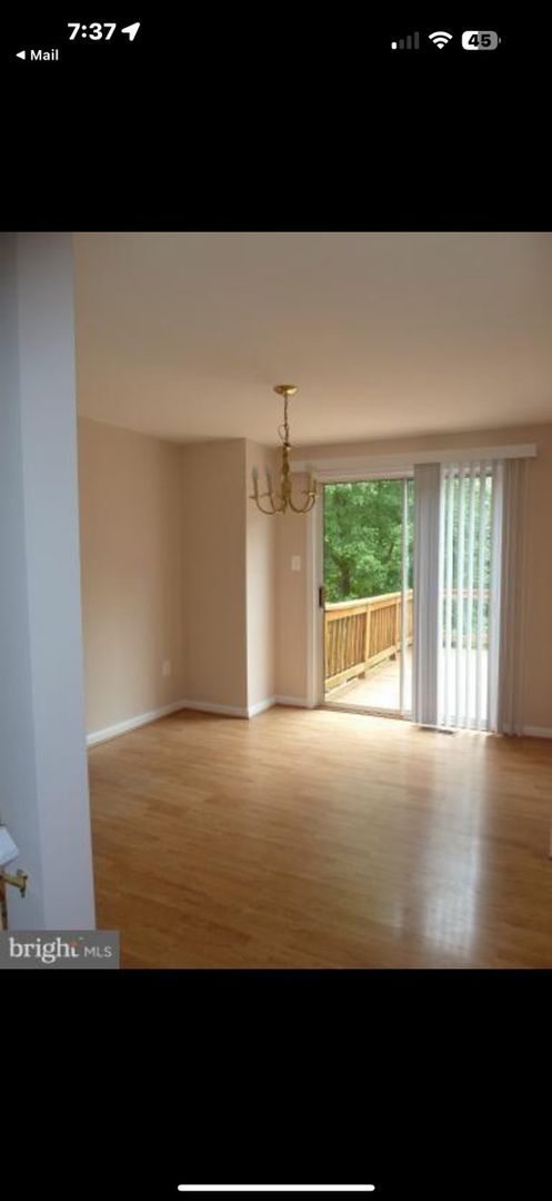 Foto del edificio - Charming 3BR Townhome in Gaithersburg
