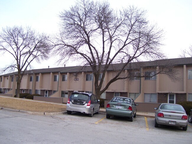 Foto del edificio - 3025 Kansas Dr