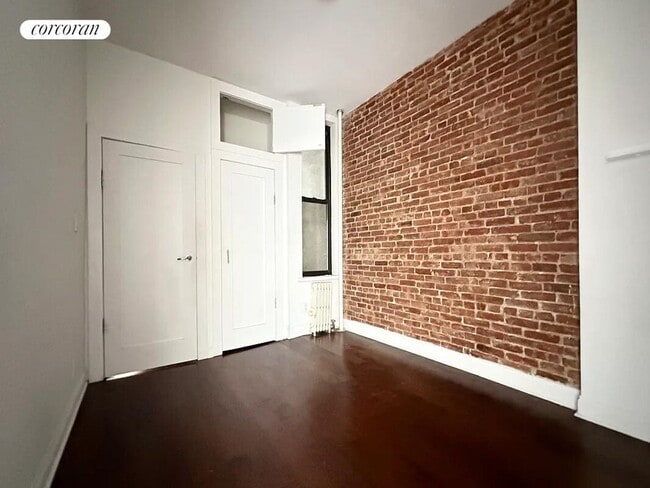 Building Photo - 1577 York Ave