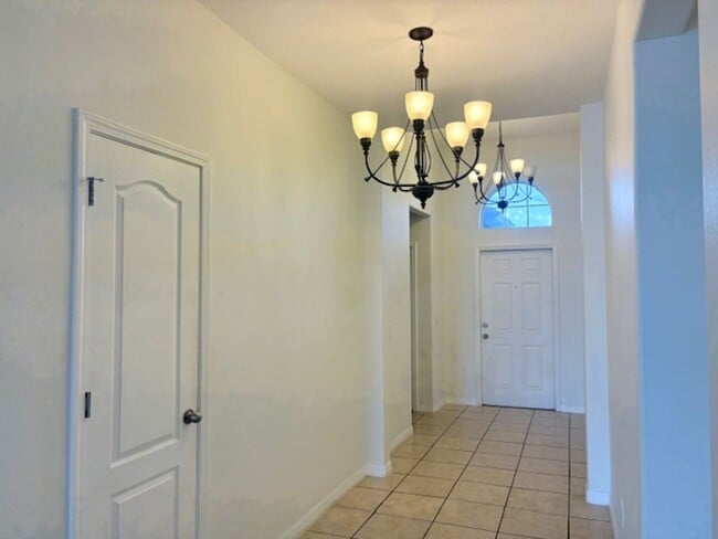 Foto del edificio - Water View 4/3 in Wyndham Lakes Estates ne...