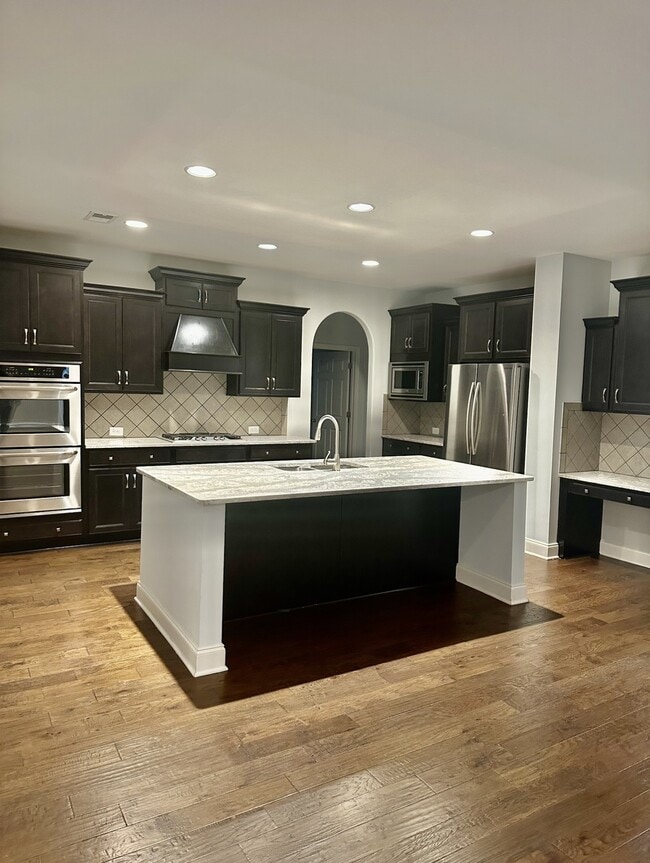 Building Photo - 2031 Braun Dr