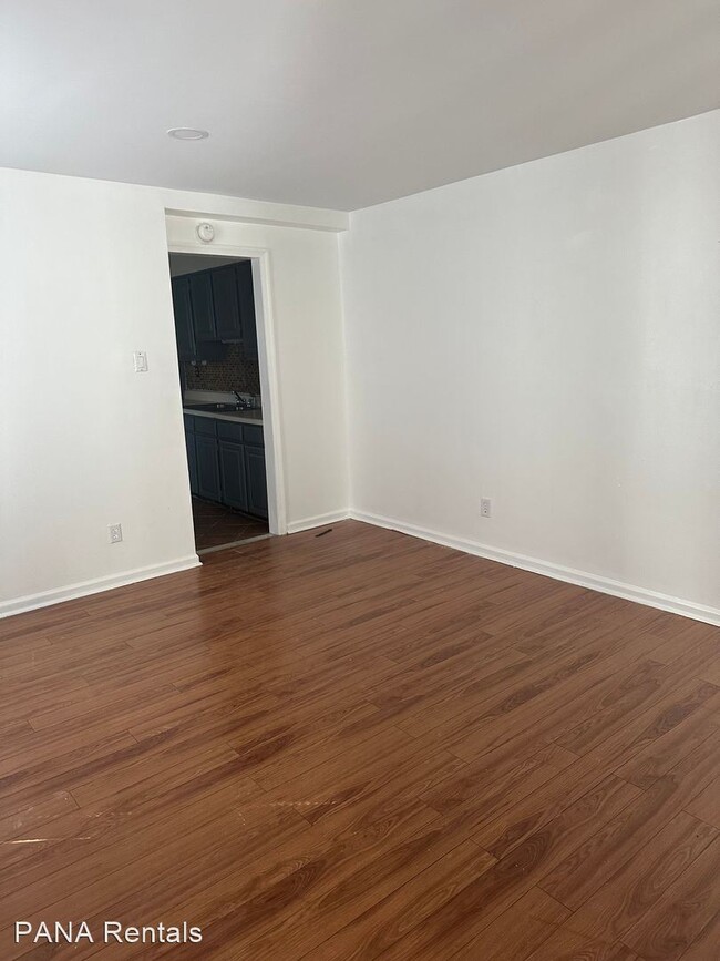 Building Photo - 2 br, 1 bath House - 842 N 9th Street