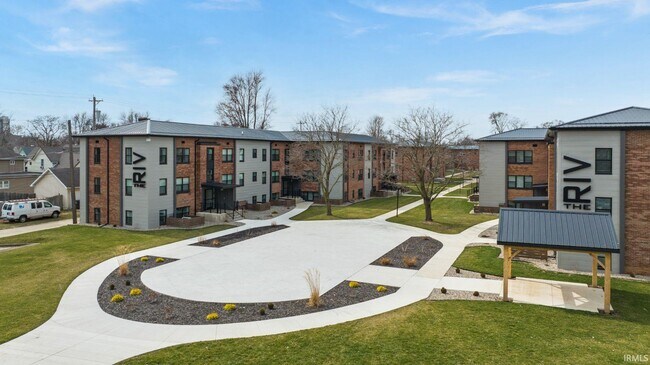 Foto del edificio - 1823 Griswold Dr