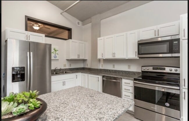 Foto del edificio - 736 Federal St