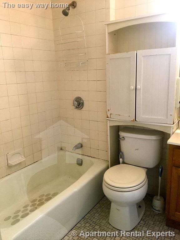 Building Photo - 9 Fulkerson St