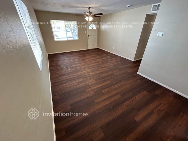 Foto del edificio - 2928 W San Juan Ave
