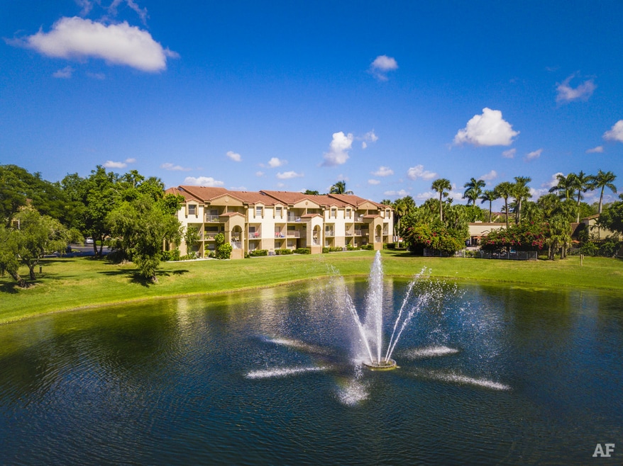 WATERFORD LANDING APARTMENTS