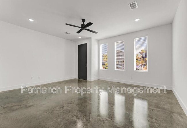 Photo - 3003 Alpha Wolf Ct House