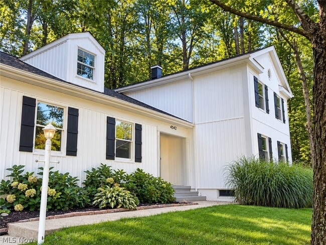 Building Photo - 4542 Briarcliff Trail