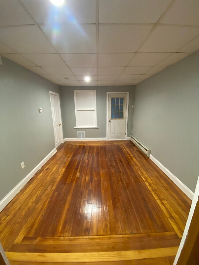 Foto del edificio - 166 Newland Ave