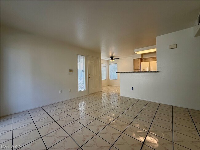 Building Photo - 3131 Key Largo Dr