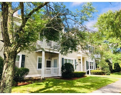 Building Photo - 1200 Spring Valley Dr