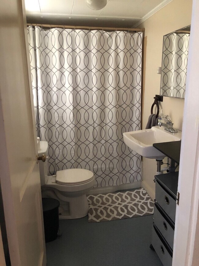 Foto del edificio - 200 Center