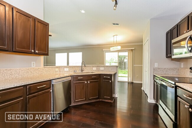 Building Photo - 876 Bonaparte Landing Ct