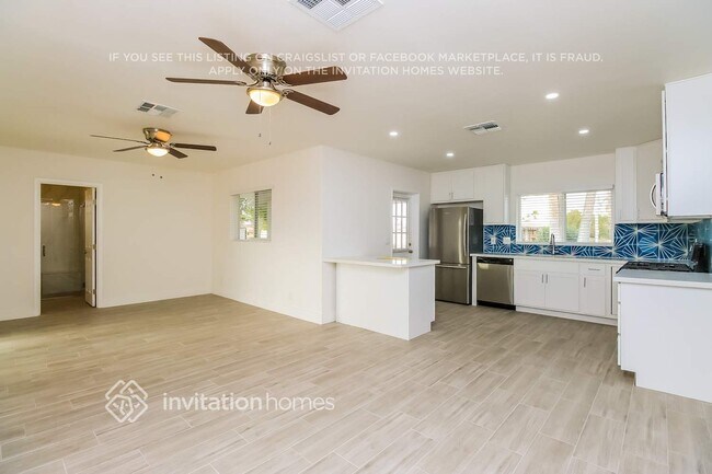 Foto del edificio - 743 W Ivanhoe St