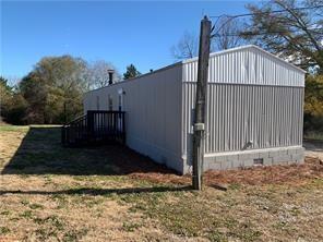Building Photo - 5085 Young Rd