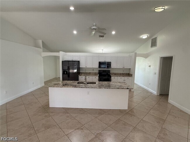 Foto del edificio - 1306 SW 35th Terrace