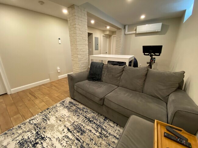 Foto del edificio - 534 Columbus Ave