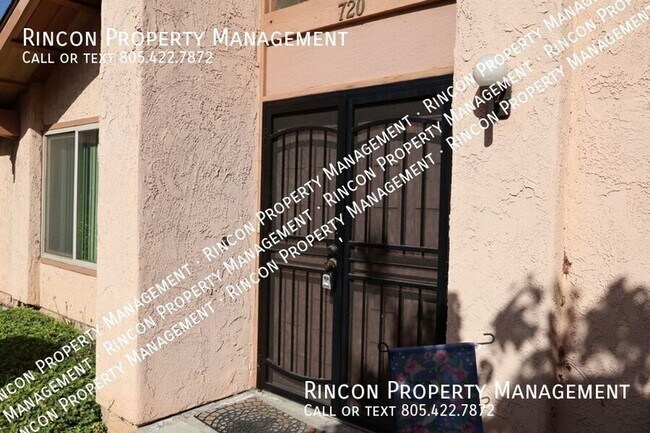 Building Photo - 720 Nandina Pl