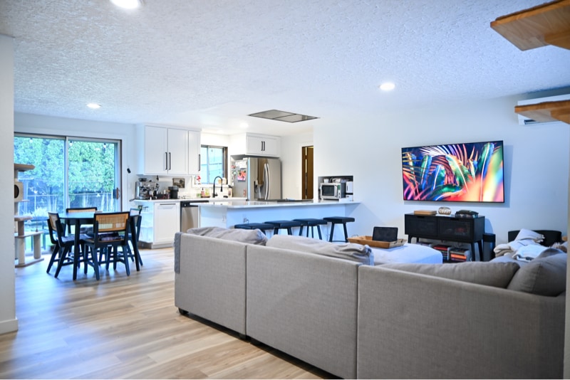 Foto principal - 3107 NW Lakeridge Dr