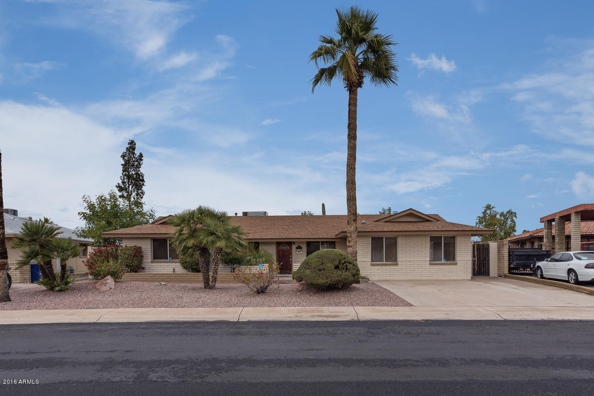 Foto principal - 610 E Malibu Dr