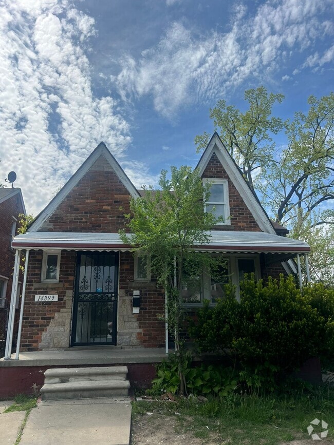 Building Photo - 14893 Prest St