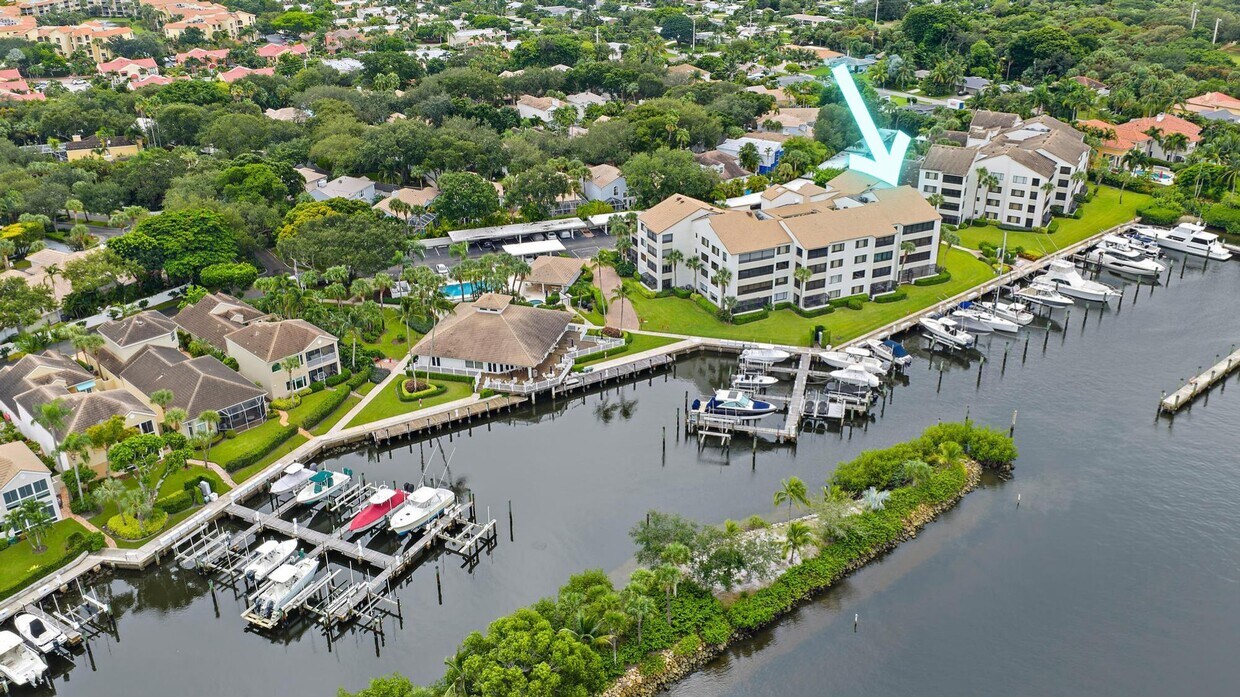 Primary Photo - 811 Oak Harbour Dr