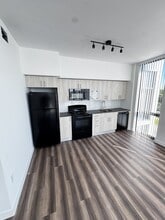 3B 2B - Kitchen - Naranja Grand II