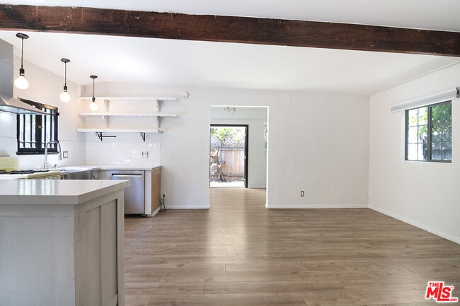 Building Photo - 1159 S Hayworth Ave